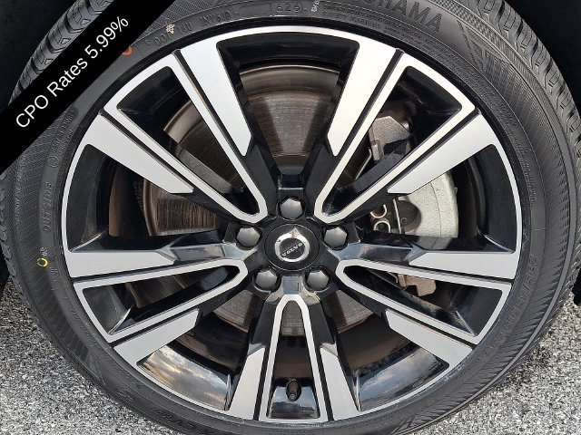 Certified 2025 Volvo V60 B5 Cross Country Ultra AWD/4WD image 10