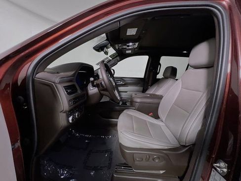 Used 2023 GMC Yukon SLT w/ Max Trailering Package image 12