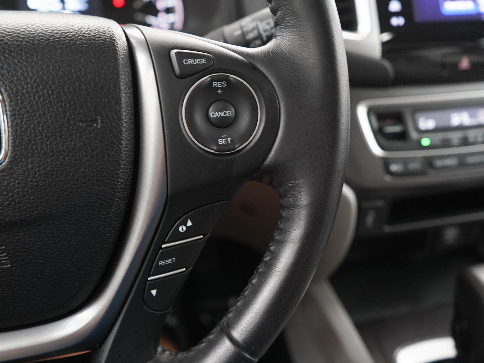 Used 2018 Honda Pilot EX-L image 24