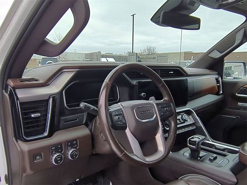 Certified 2023 GMC Sierra 1500 Denali image 10