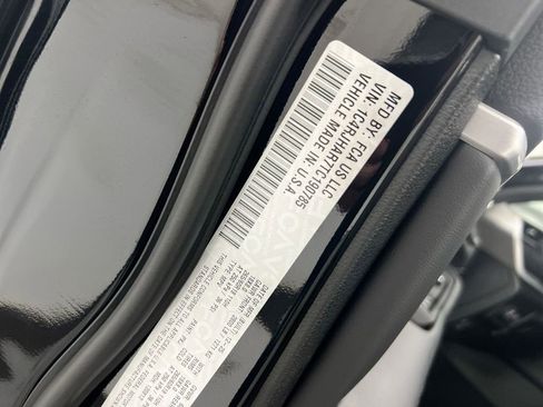 New 2026 Jeep Grand Cherokee Altitude image 28