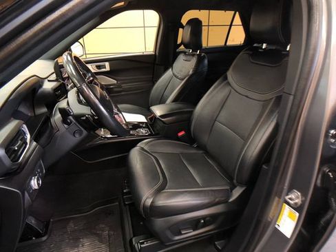 Certified 2022 Ford Explorer ST w/ Equipment Group 401A AWD/4WD image 10