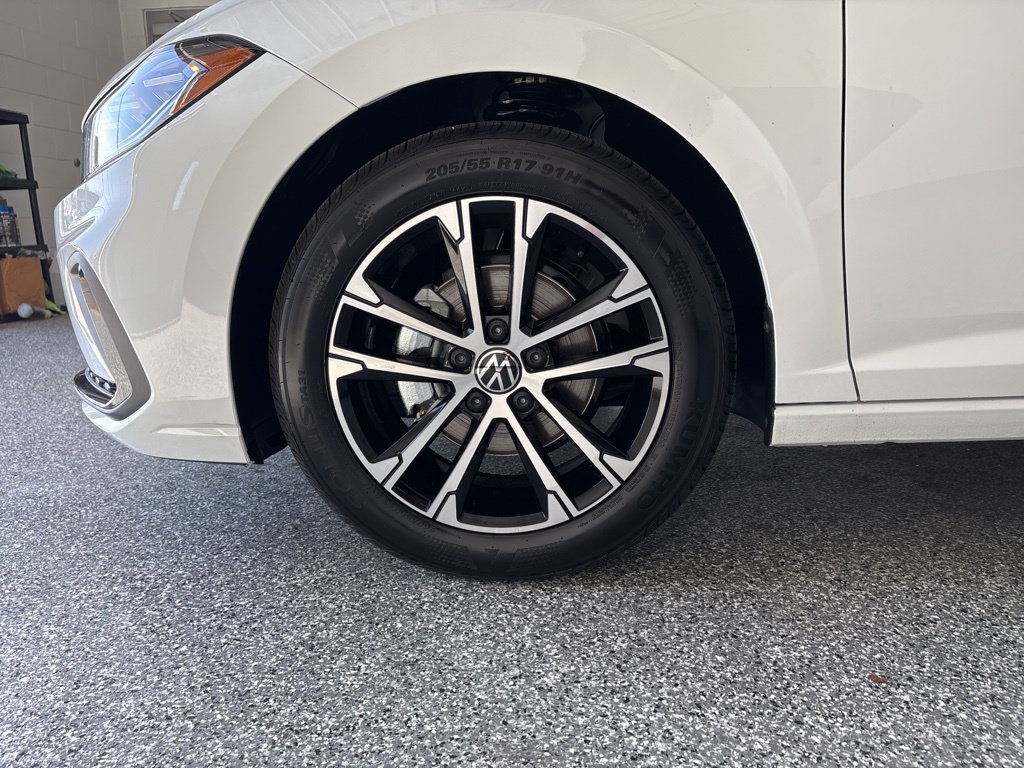 Certified 2026 Volkswagen Jetta Sport FWD image 40