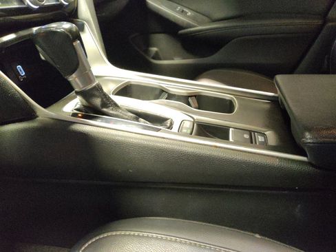 Used 2020 Honda Accord Sport image 26