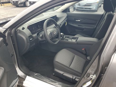 New 2026 Nissan Sentra SV image 8