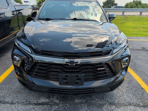 Used 2023 Chevrolet Blazer RS w/ Enhanced Convenience Package AWD/4WD image 9