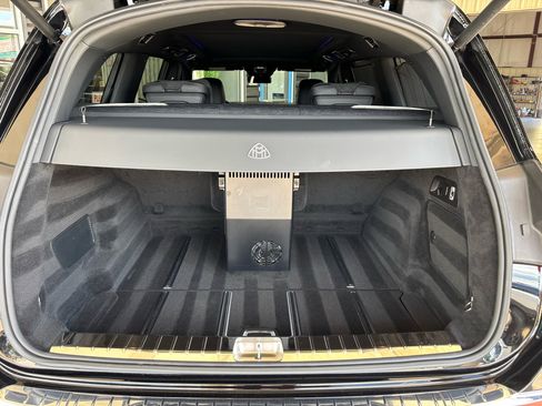 Used 2023 Mercedes-Benz Maybach GLS 600 4MATIC image 40