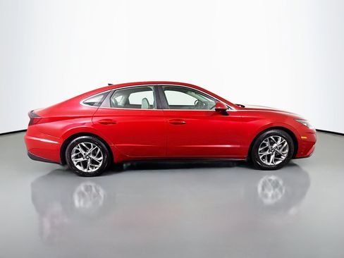 Used 2021 Hyundai Sonata SEL w/ Preferred Accessory Package FWD image 11