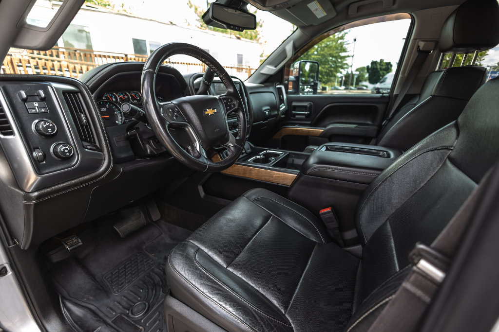 Used 2015 Chevrolet Silverado 2500 LTZ w/ Duramax Plus Package AWD/4WD image 22