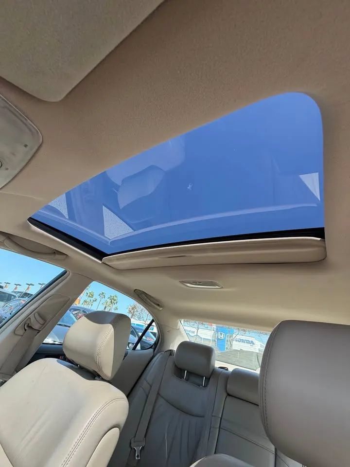 Used 2002 Lexus ES 330 w/ Premium Pkg FWD image 9