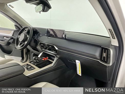 New 2026 MAZDA CX-90 3.3 Turbo w/ Preferred Package image 33