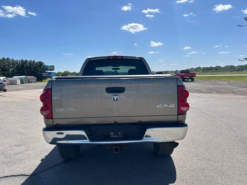 Used 2007 Dodge Ram 2500 Truck SLT AWD/4WD image 6
