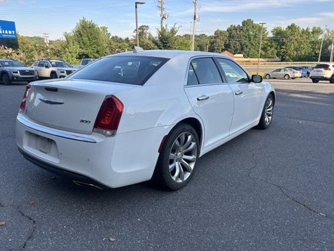 Used 2018 Chrysler 300 Limited w/ Safetytec Plus Group RWD image 6