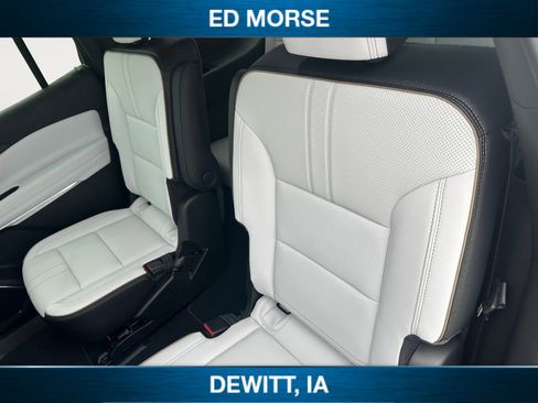 New 2026 Chevrolet Traverse High Country AWD/4WD image 13