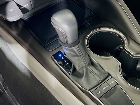 Certified 2023 Toyota Camry SE FWD image 15