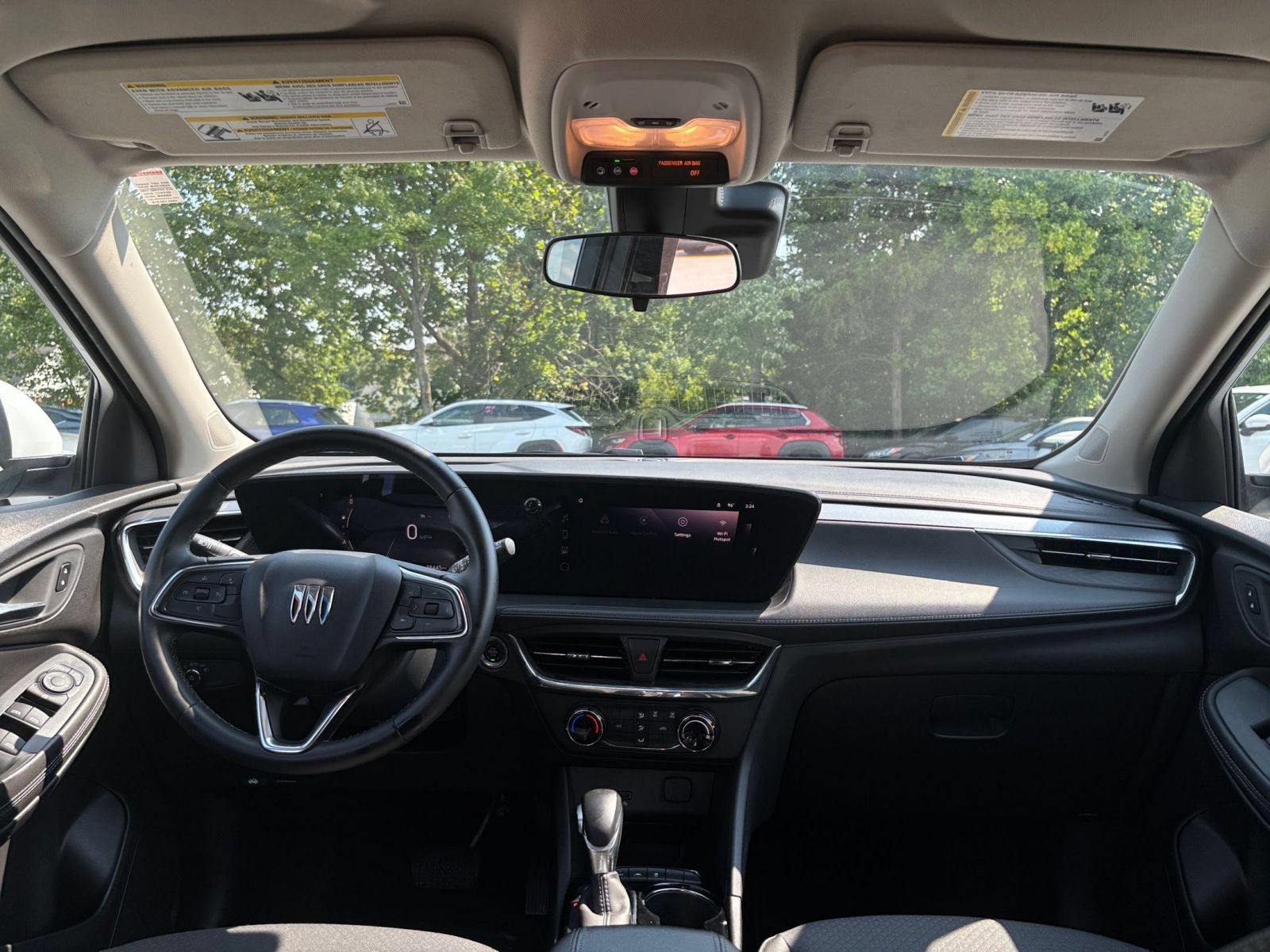 Used 2025 Buick Encore GX Preferred AWD/4WD image 31