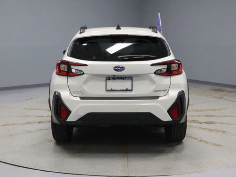 Used 2024 Subaru Crosstrek 2.0i Premium w/ Popular Package #3 image 9