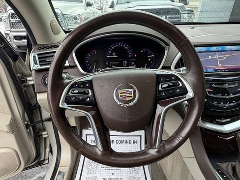 Used 2015 Cadillac SRX Luxury image 15