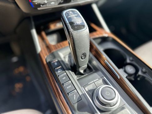 Used 2022 Maserati Levante GT AWD/4WD image 28