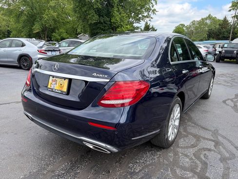 Used 2017 Mercedes-Benz E 300 4MATIC image 9