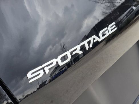 New 2026 Kia Sportage LX w/ LX Convenience Package FWD image 8