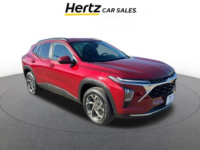 Used 2025 Chevrolet Trax LT