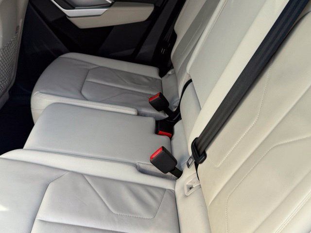 Used 2020 Audi Q3 2.0T Premium AWD/4WD image 25