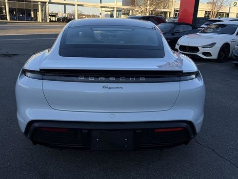 Used 2022 Porsche Taycan image 23