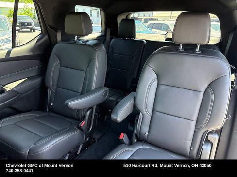 Used 2023 Chevrolet Traverse LT w/ LT Premium Package AWD/4WD image 30