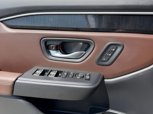 Used 2024 Honda Pilot Elite image 21