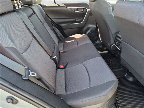 Used 2021 Toyota RAV4 XLE w/ Convenience Package AWD/4WD image 21