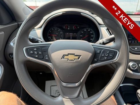Used 2022 Chevrolet Malibu LS w/ Driver Confidence Package II FWD image 17