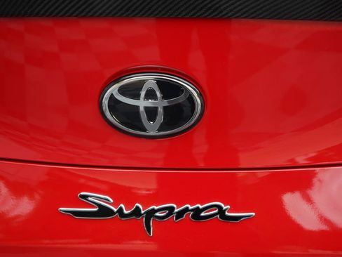 Used 2025 Toyota Supra Premium w/ Driver Assist Package RWD image 24