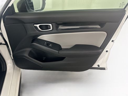 Used 2025 Honda Civic Sport Touring image 33