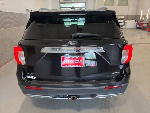 Used 2021 Ford Explorer XLT AWD/4WD image 4