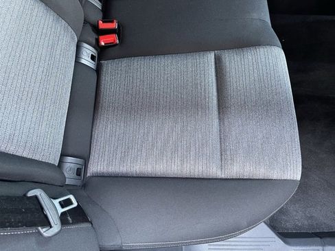 Certified 2023 Nissan Rogue SV image 23