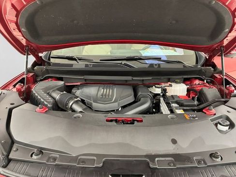 Used 2025 Buick Enclave Preferred w/ Power Package image 11