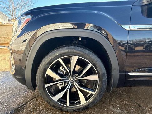 New 2026 Volkswagen Atlas Cross Sport SEL Premium R-Line AWD/4WD image 5