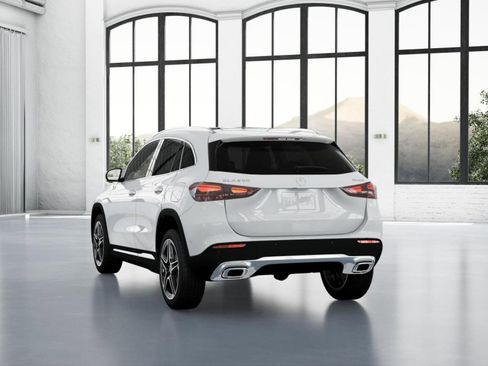 New 2026 Mercedes-Benz GLA 250 4MATIC image 26
