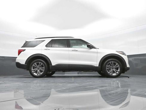 New 2026 Ford Explorer Active w/ Active Comfort Package AWD/4WD image 66