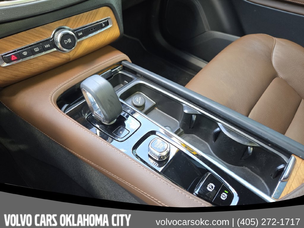 Certified 2023 Volvo XC90 B6 Plus w/ Protection Package Premier AWD/4WD image 21