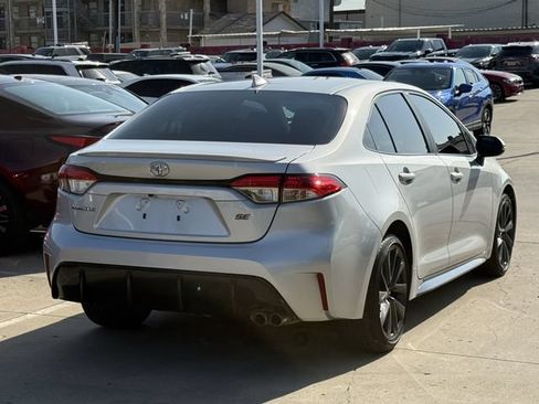 Used 2024 Toyota Corolla SE FWD image 4
