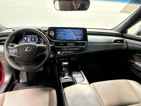 Used 2022 Lexus ES 350 w/ Premium Package image 29