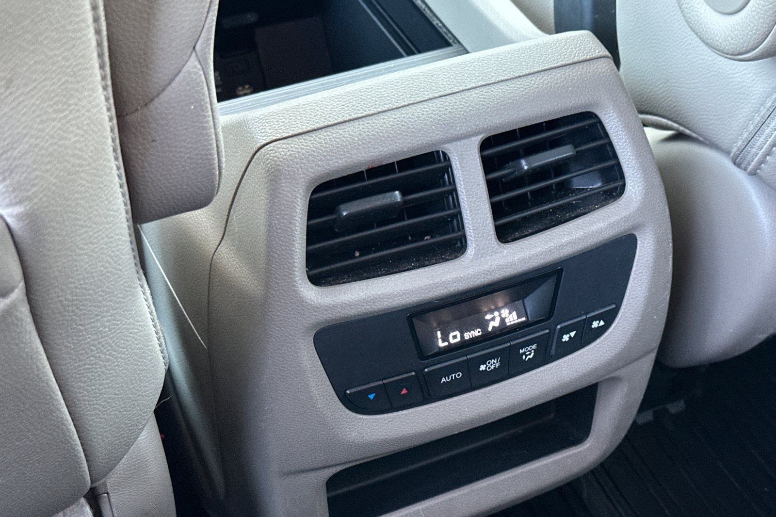 Used 2016 Honda Pilot EX-L image 14