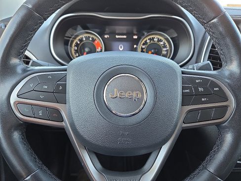 Used 2021 Jeep Cherokee Latitude Lux w/ Sun & Sound Group image 24