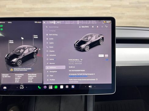 Used 2024 Tesla Model Y Long Range AWD/4WD image 15