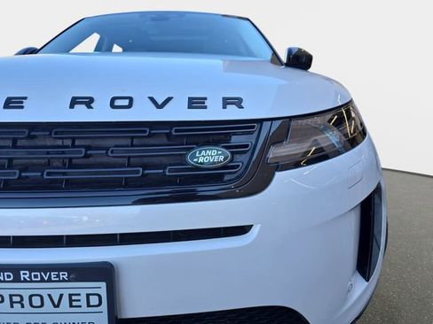 Used 2025 Land Rover Range Rover Evoque S image 34