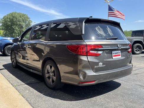 Used 2021 Honda Odyssey EX image 4