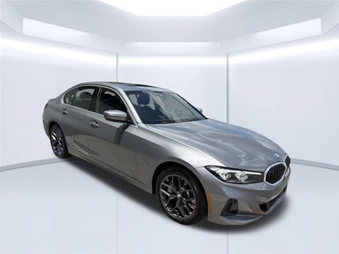 Used 2025 BMW 330i Sedan RWD image 9