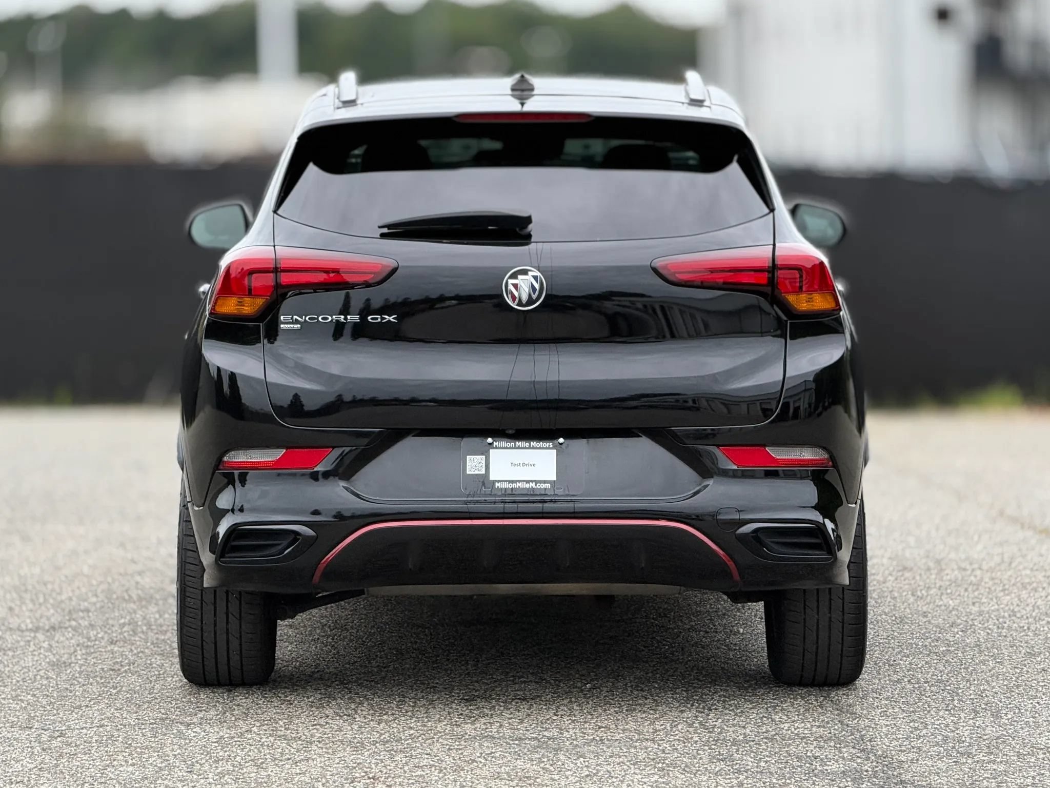 Used 2020 Buick Encore GX Select w/ Sport Touring Package AWD/4WD image 4